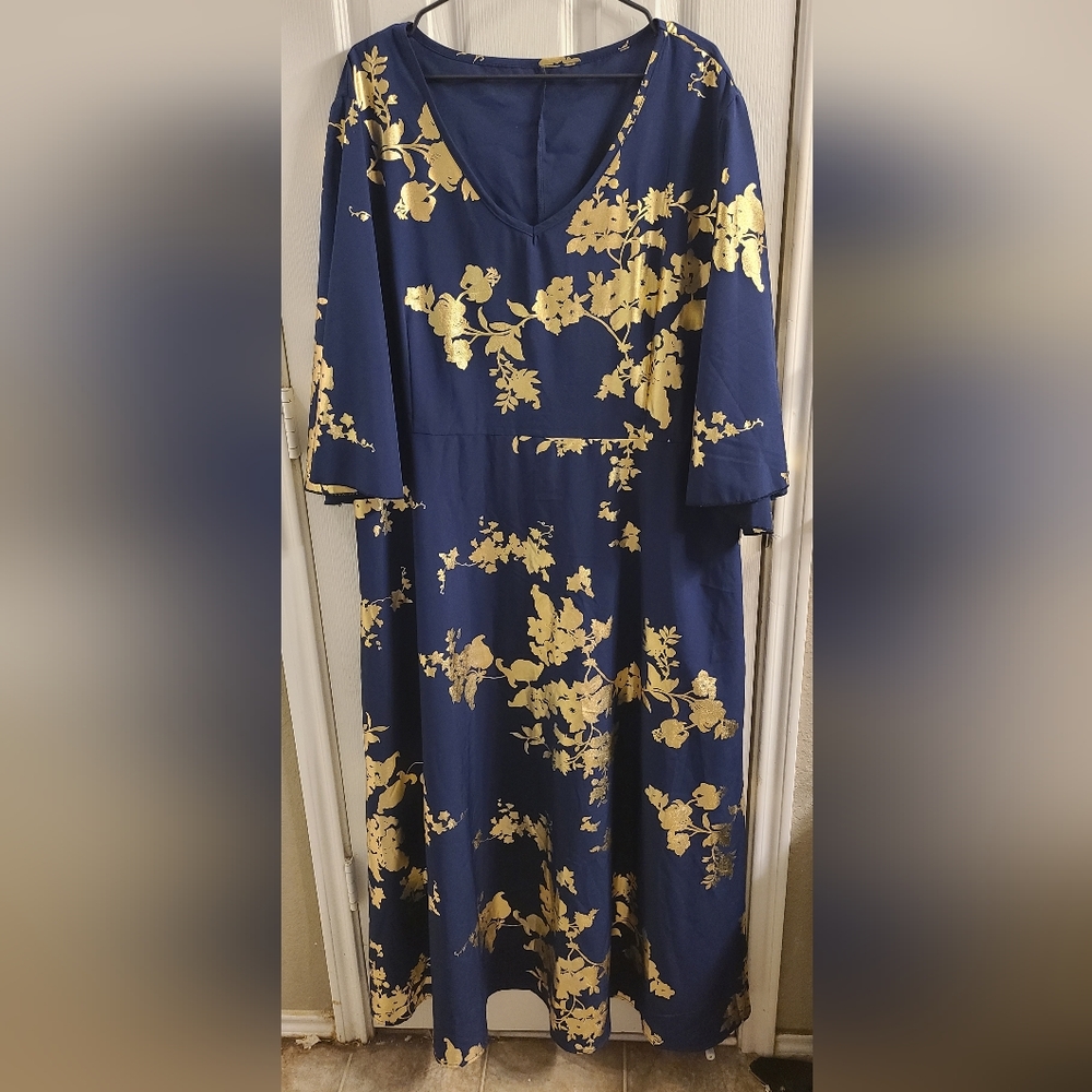 Shein Long-sleeved Midi Gold Foil Dress